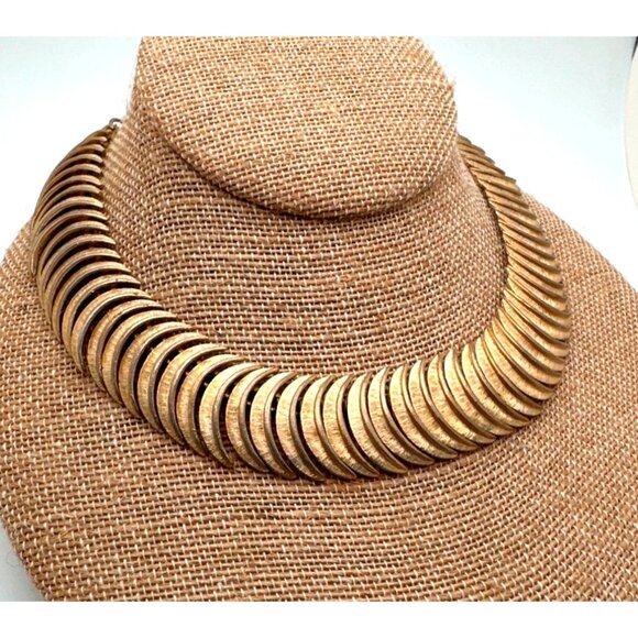 Vintage Mid Century Articulated Link Collar Necklace Crescent Bone Unsigned - Picture 10 of 13